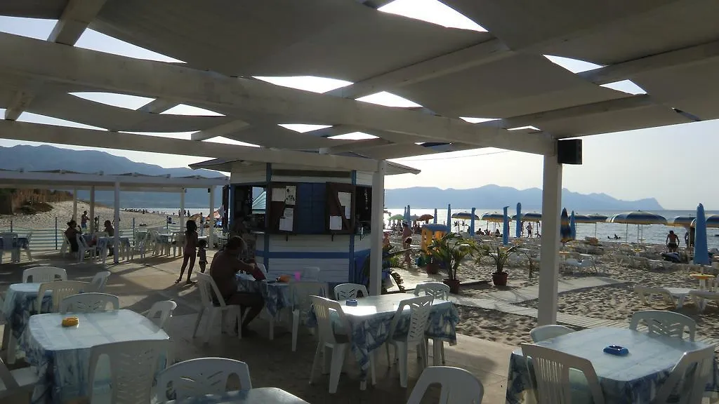 Case Vacanze C M Windsurf Alcamo Marina